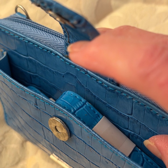 Samantha Brown Blue Crocodile Embossed Wallet - Picture 6 of 6